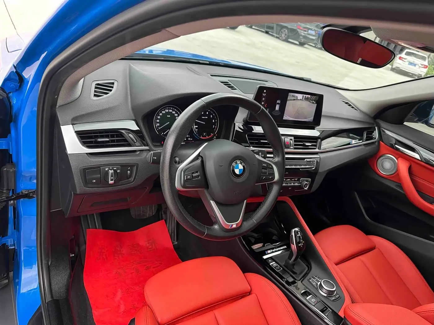 BMW X2 2021 — Фото 10/20