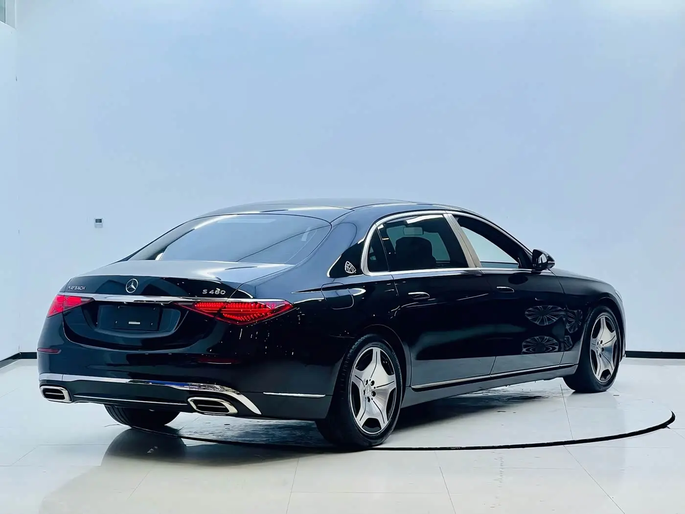 Mercedes-Benz Maybach S-Class 2025 — Фото 6/19
