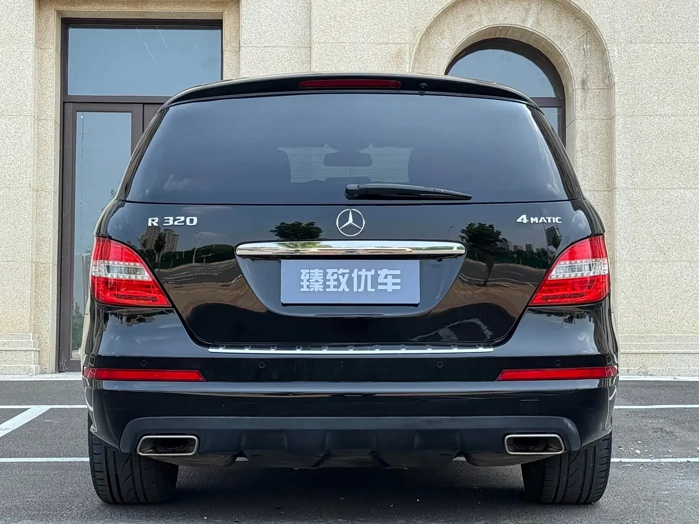 Mercedes-Benz R-Class 2018 — Фото 10/20