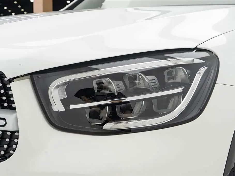 Mercedes-Benz GLC 2020 — Photo 20/20
