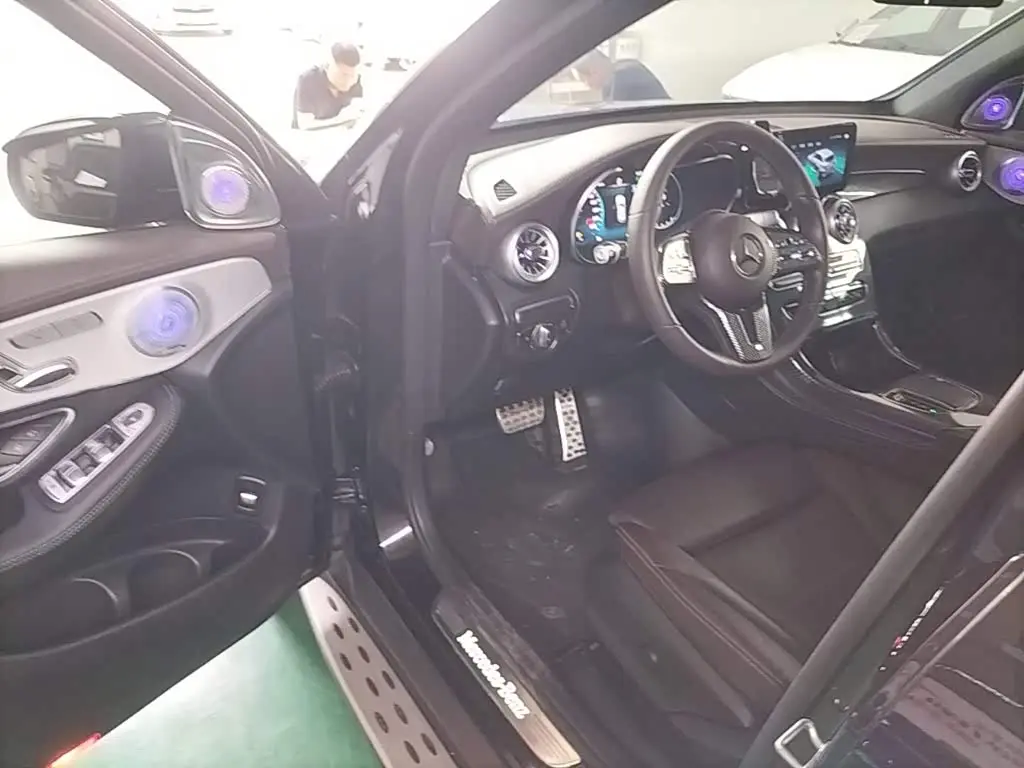 Mercedes-Benz GLC 2021 — Photo 16/20