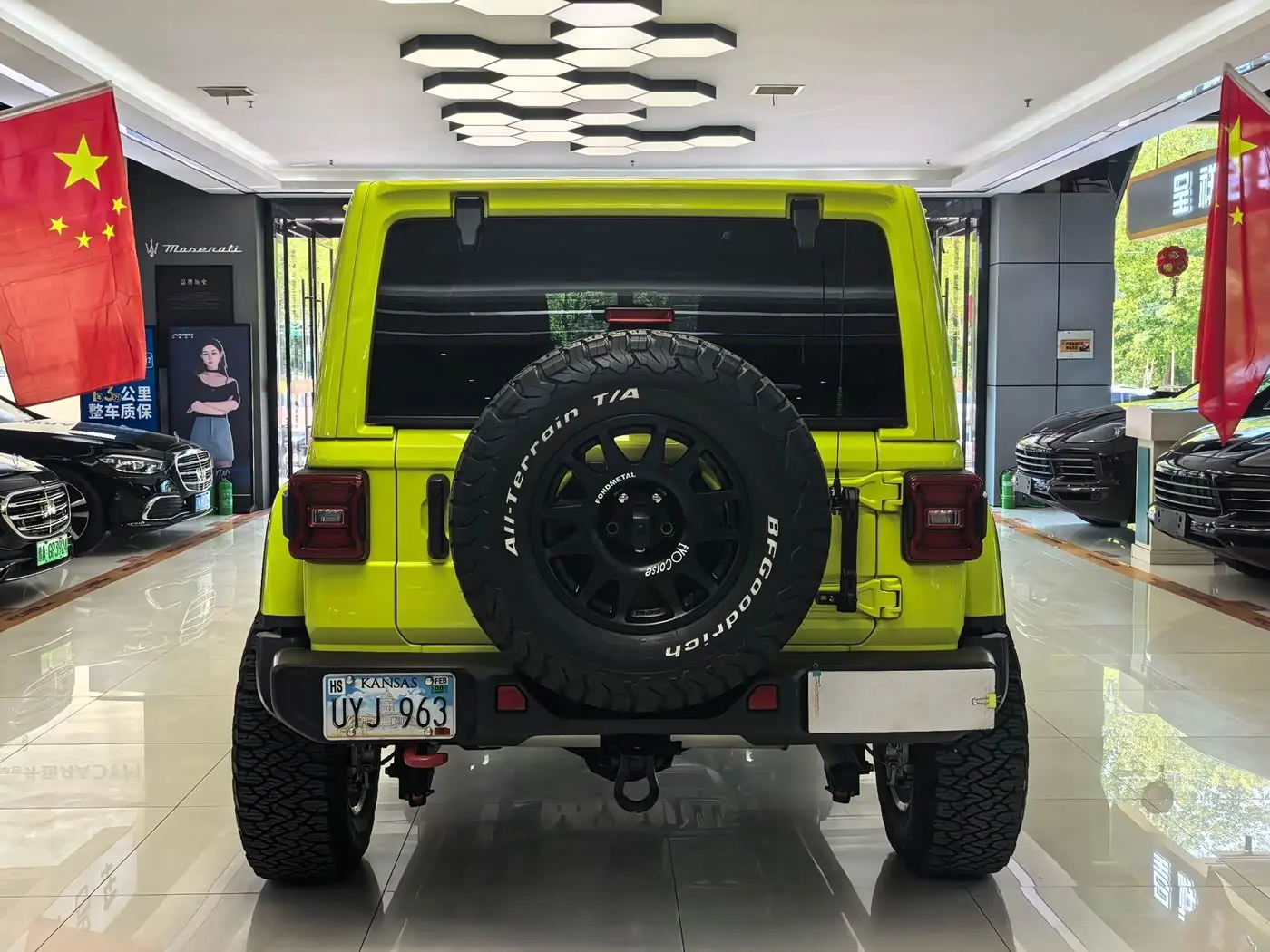 Jeep Wrangler 2025 — Фото 14/15