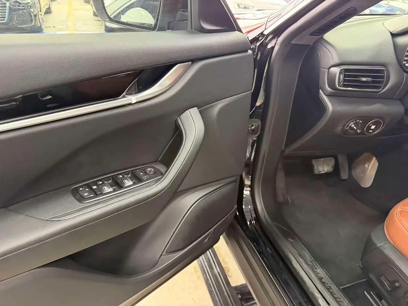 Maserati Levante 2018 — Şəkil 6/15