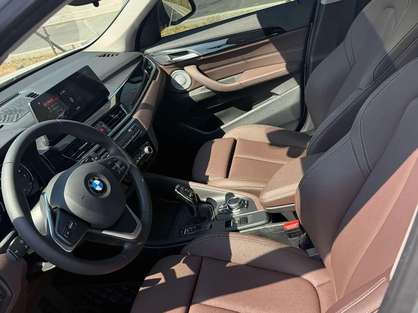 BMW X1 2023 — Фото 11/20