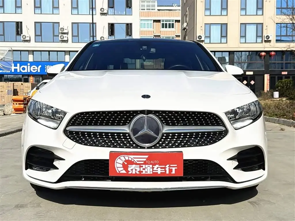 Mercedes-Benz A-Class 2020 — Фото 2/20
