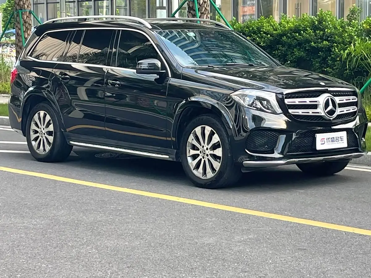 Mercedes-Benz GLS 2017 — Photo 1/20
