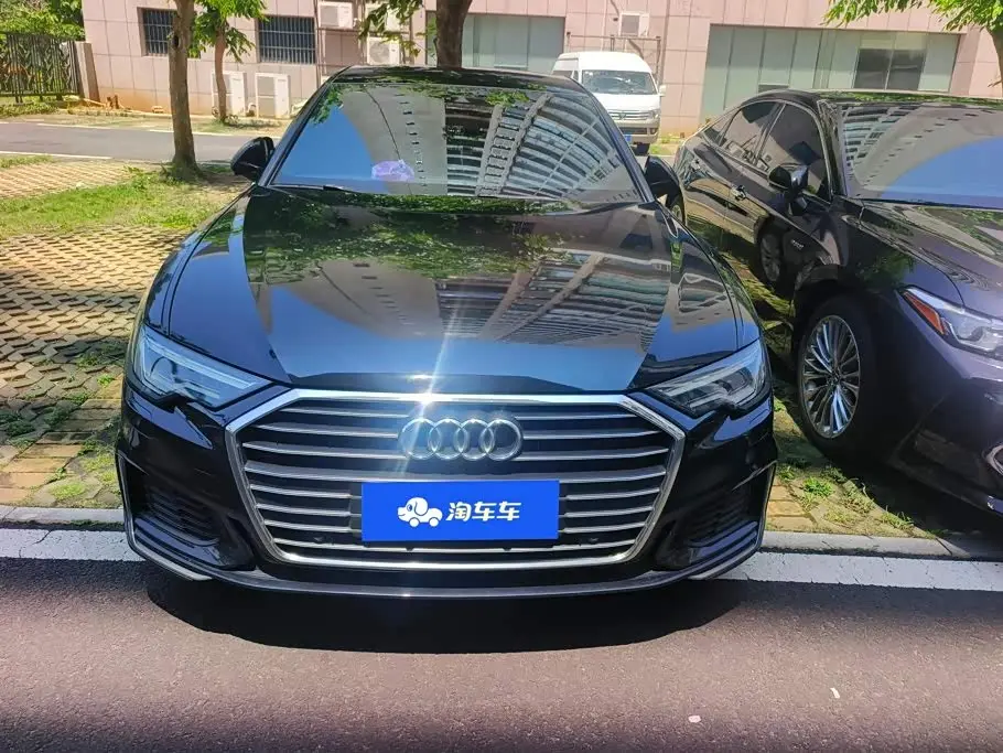 Audi A6L 2021 — Фото 2/16