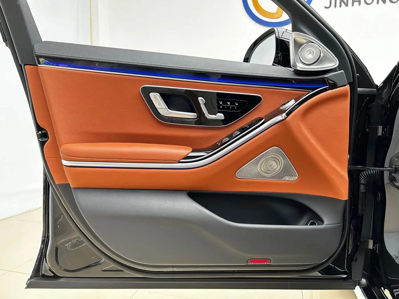 Mercedes-Benz S-Class 2023 — Photo 6/20