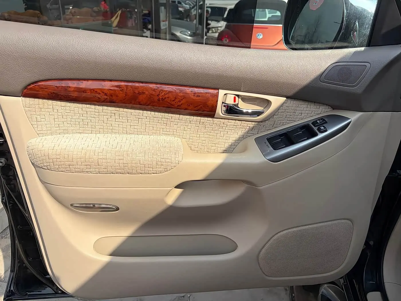 Toyota Prado 2008 — Photo 8/19