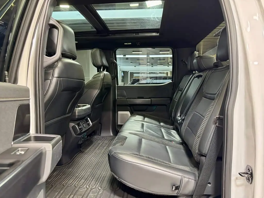Ford F-150 Raptor 2023 — Фото 20/20