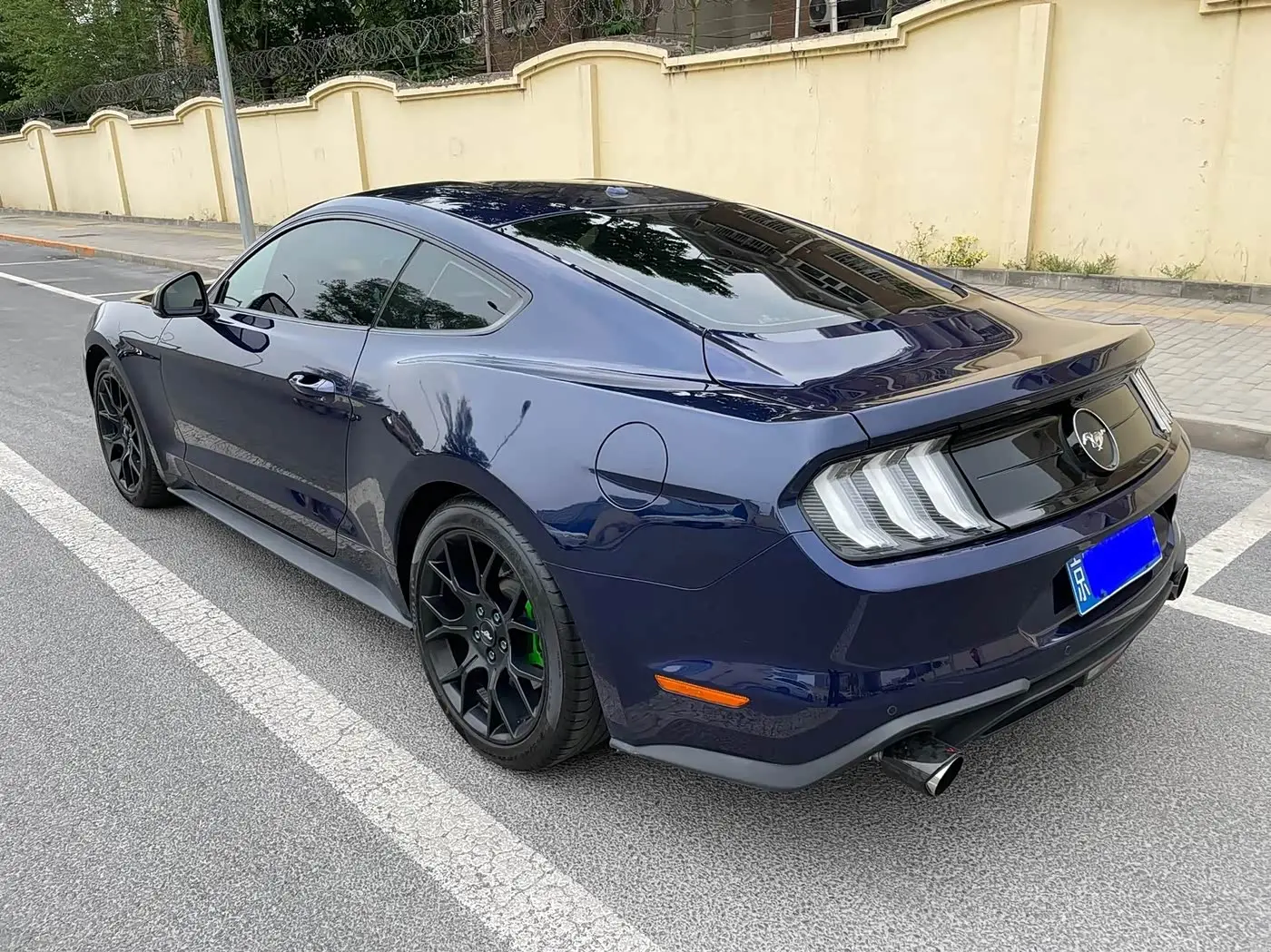 Ford Mustang 2021 — Photo 6/17