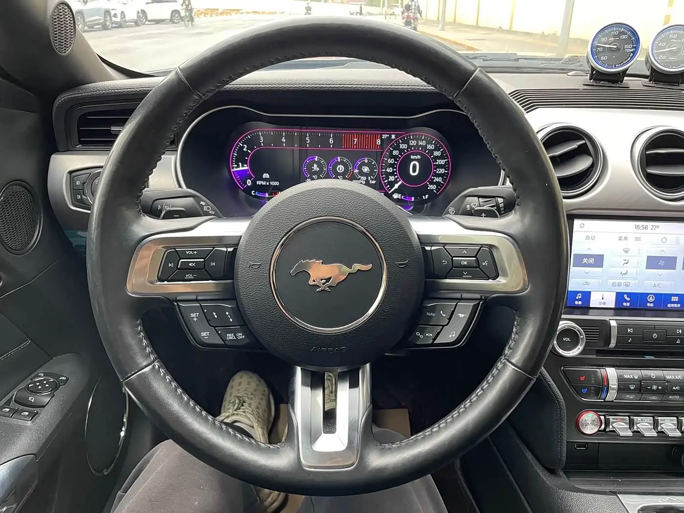 Ford Mustang 2021 — Photo 17/17