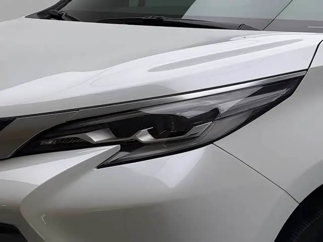 Toyota Sienna 2022 — Photo 17/19