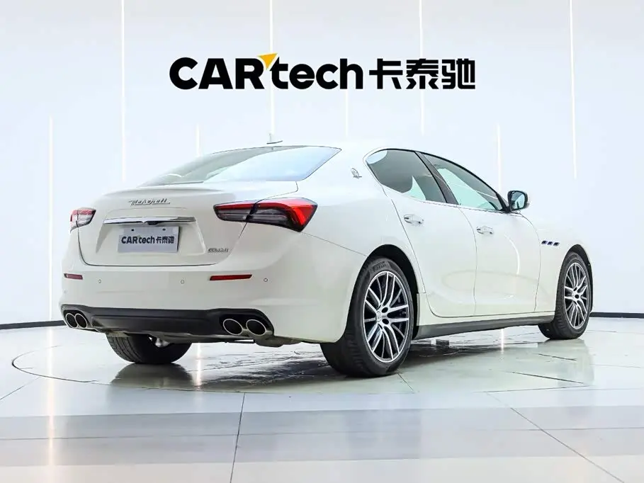 Maserati Ghibli 2021 — Photo 3/20