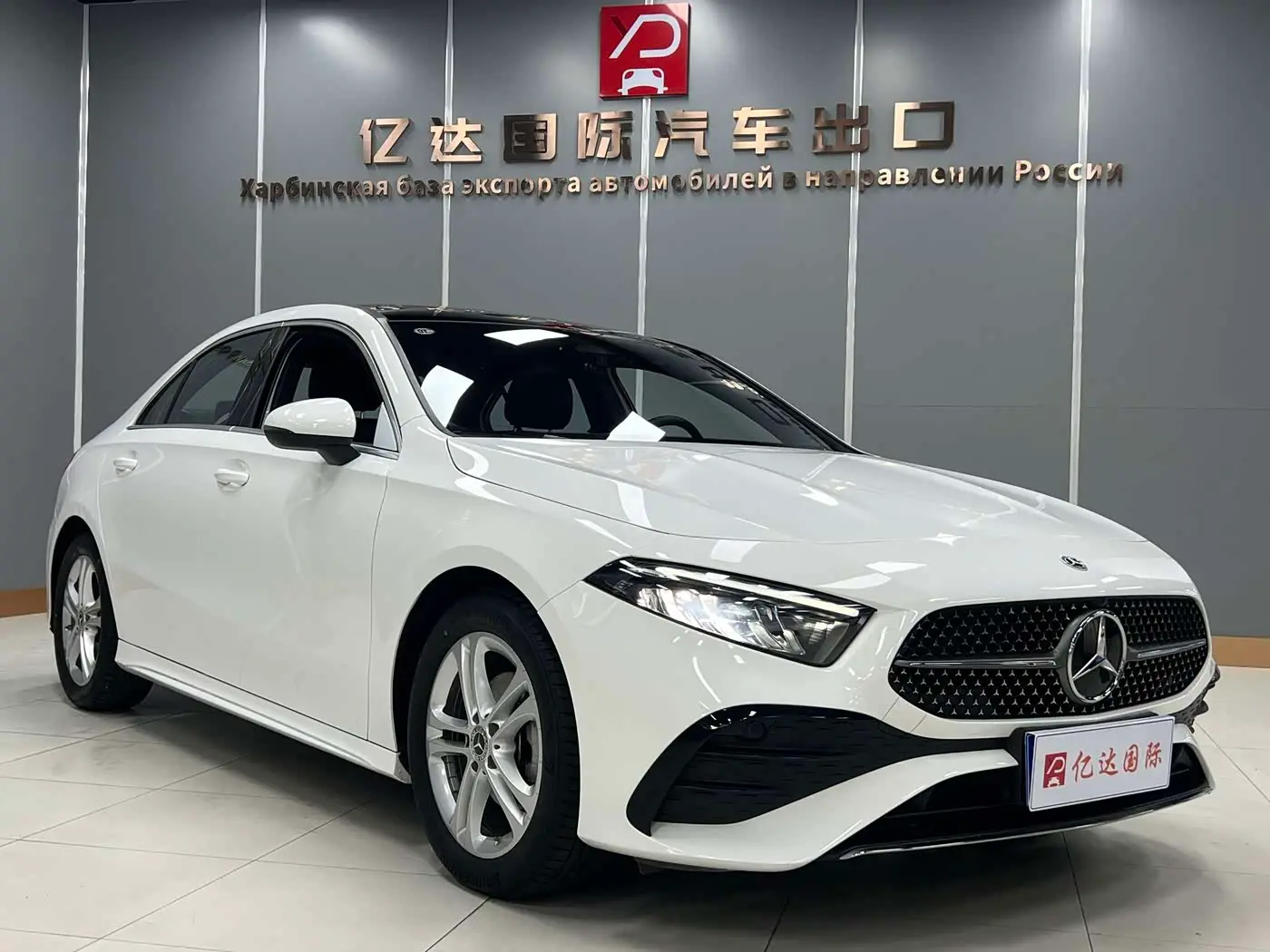 Mercedes-Benz A-Class 2023 — Фото 3/20