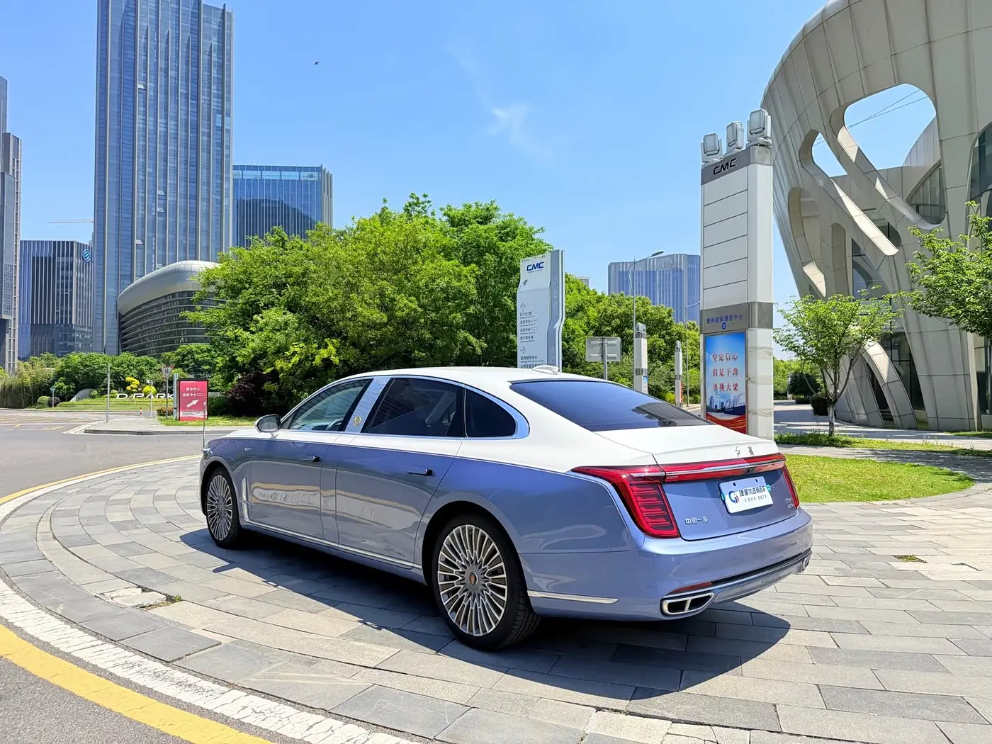 Hongqi H9 2024 — Фото 9/20