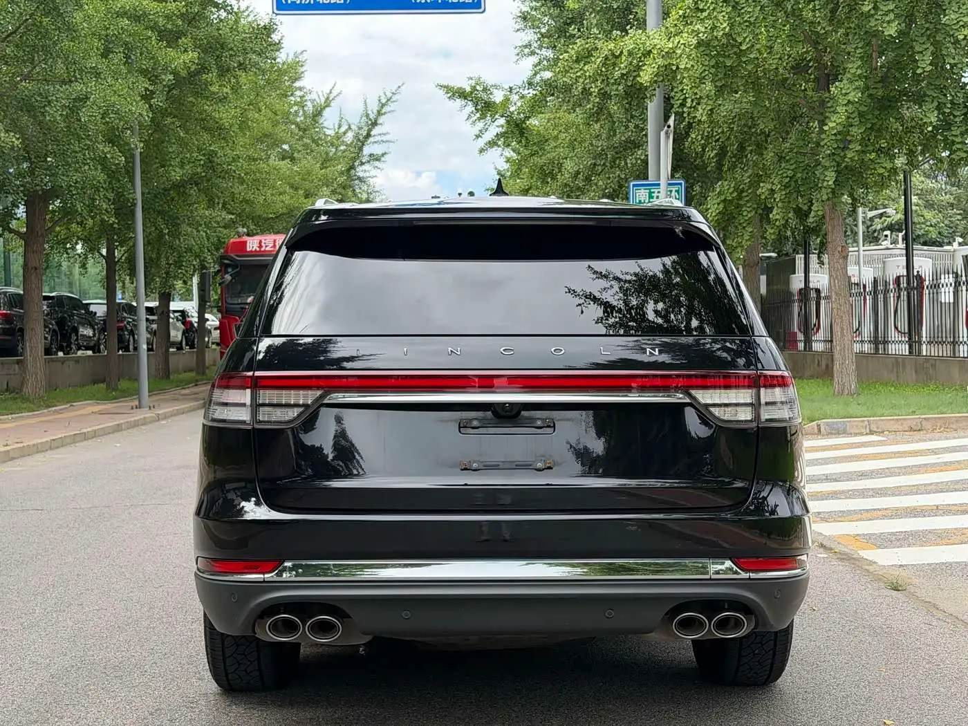 Lincoln Aviator 2020 — Photo 5/20