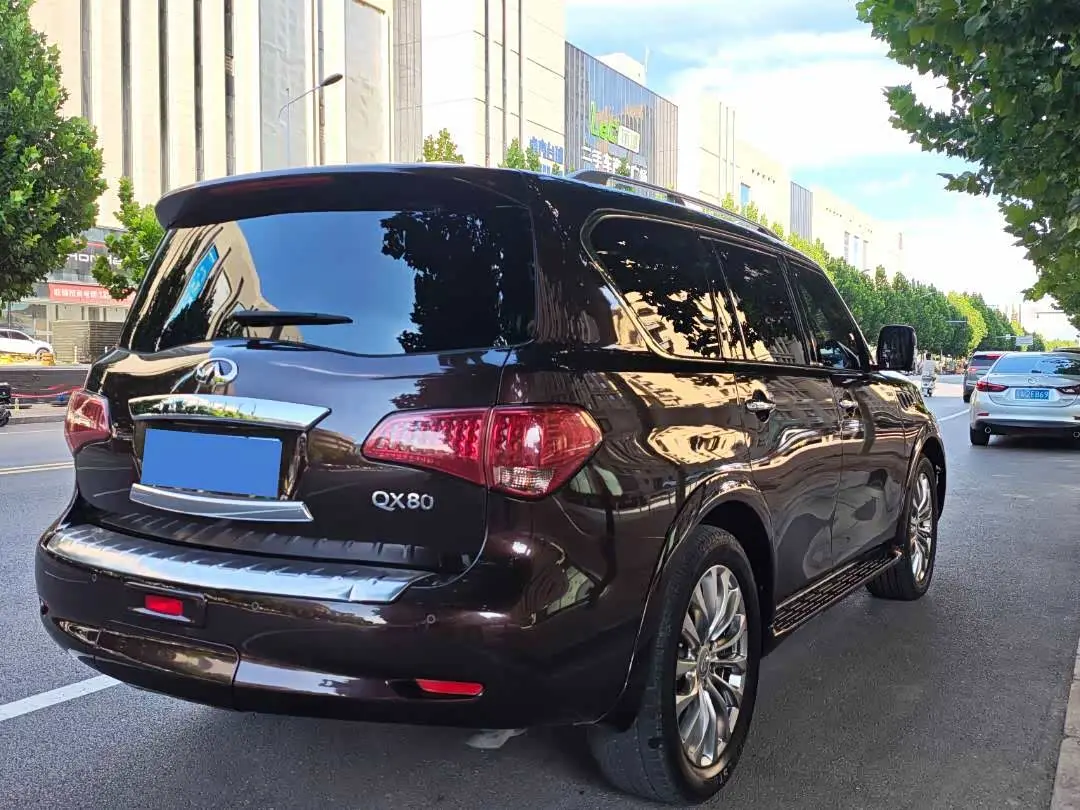 Infiniti QX80 2018 — Фото 6/14