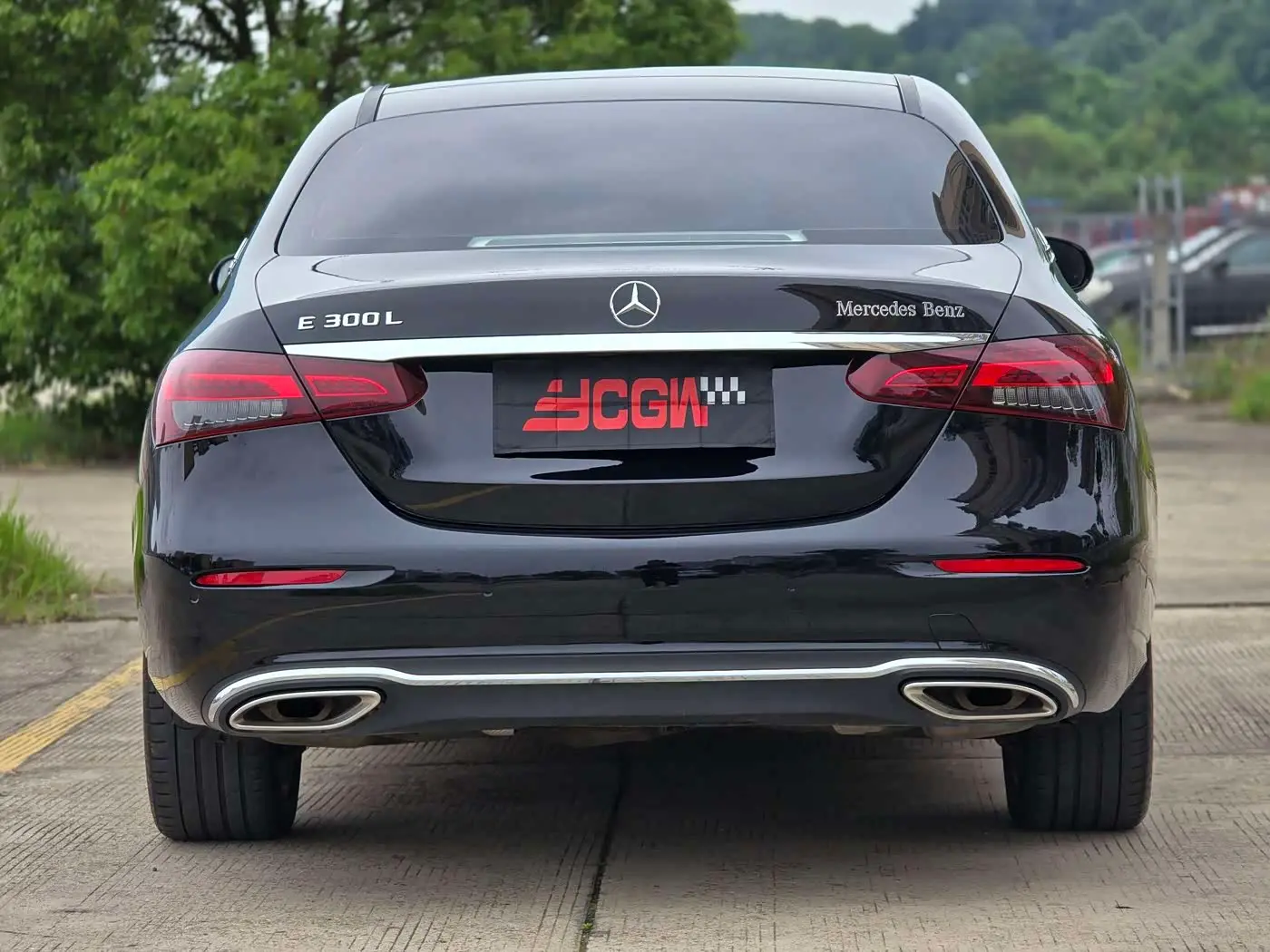 Mercedes-Benz E-Class 2021 — Photo 18/20