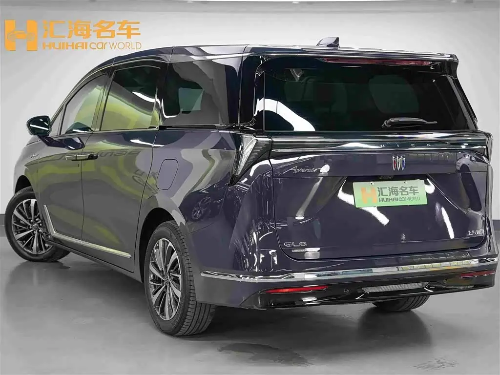 Buick GL8 New Energy 2025 — Фото 4/16