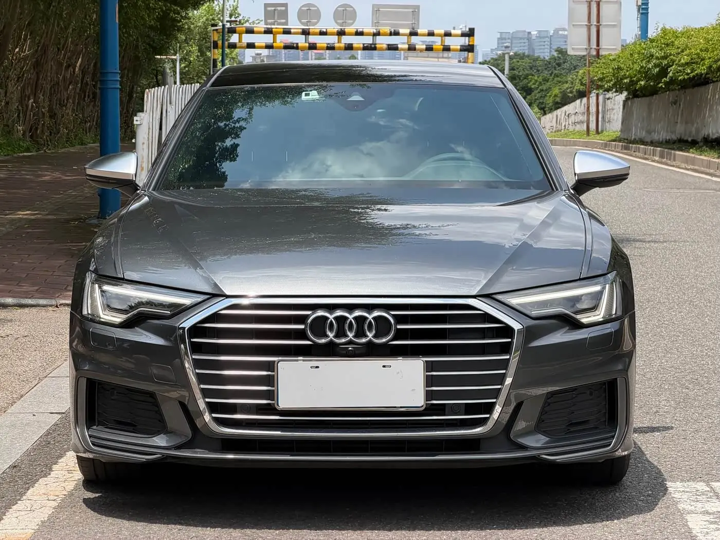 Audi A6L 2021 — Şəkil 2/19