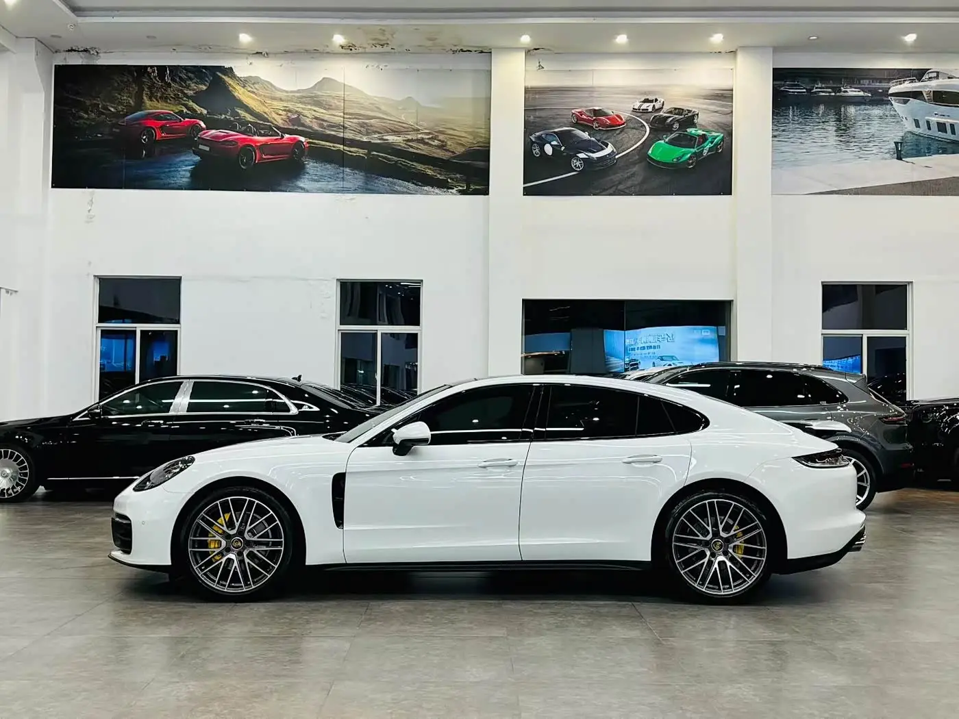 Porsche Panamera 2022 — Photo 3/9