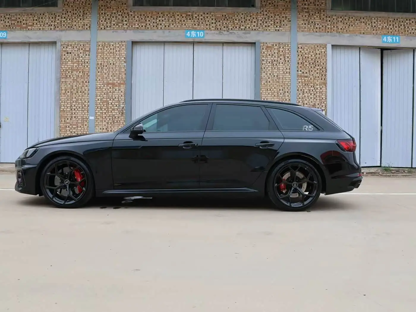 Audi RS 4 2025 — Photo 20/20