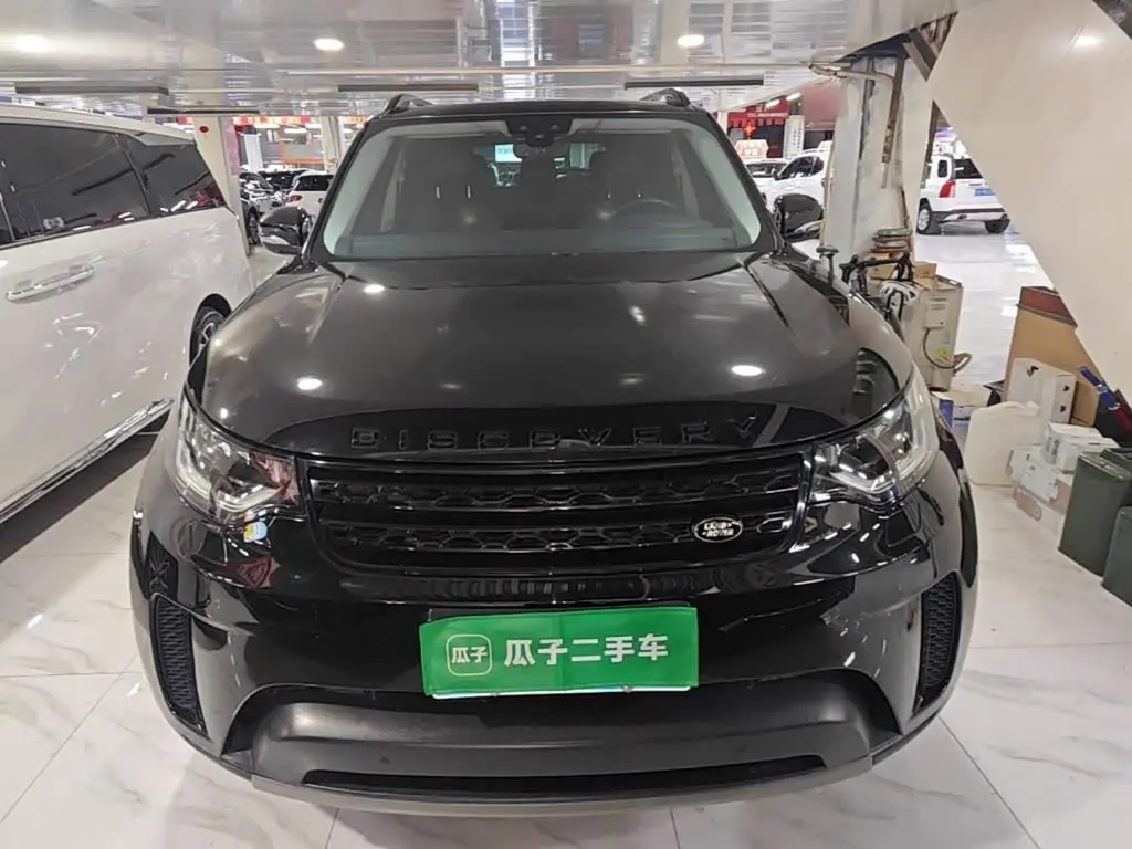 Land Rover Discovery 2017 — Photo 3/20