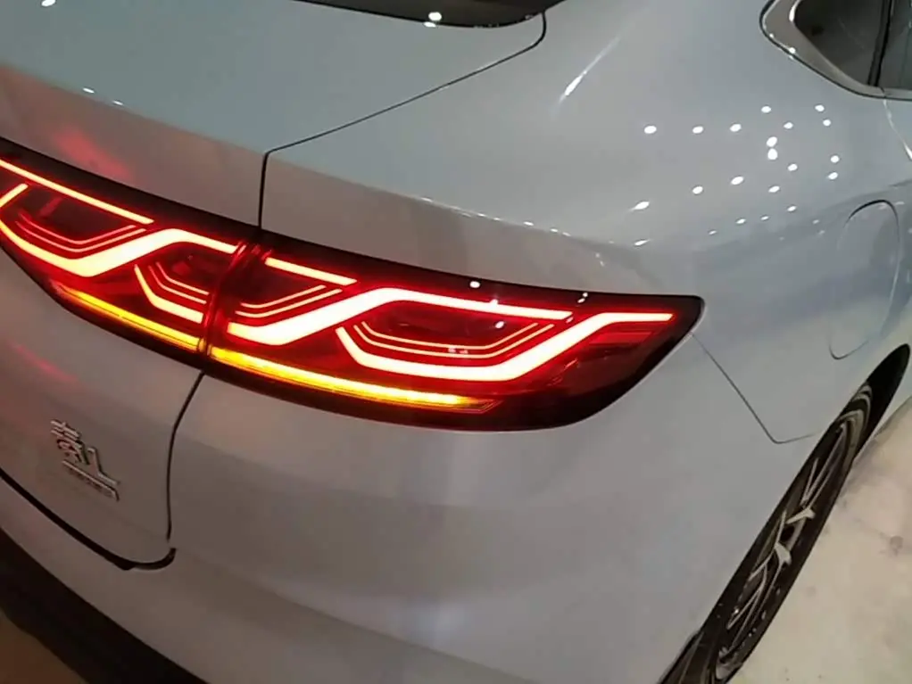 BYD Qin L 2025 — Photo 8/20