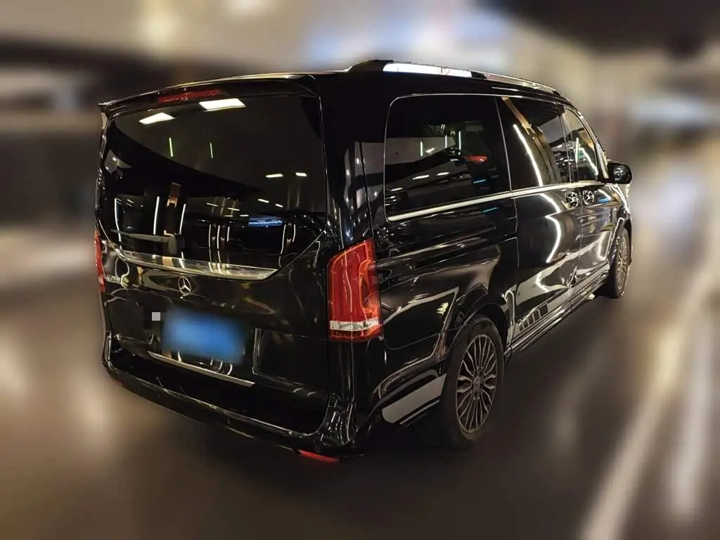 Mercedes-Benz V-Class 2020 — Фото 4/20