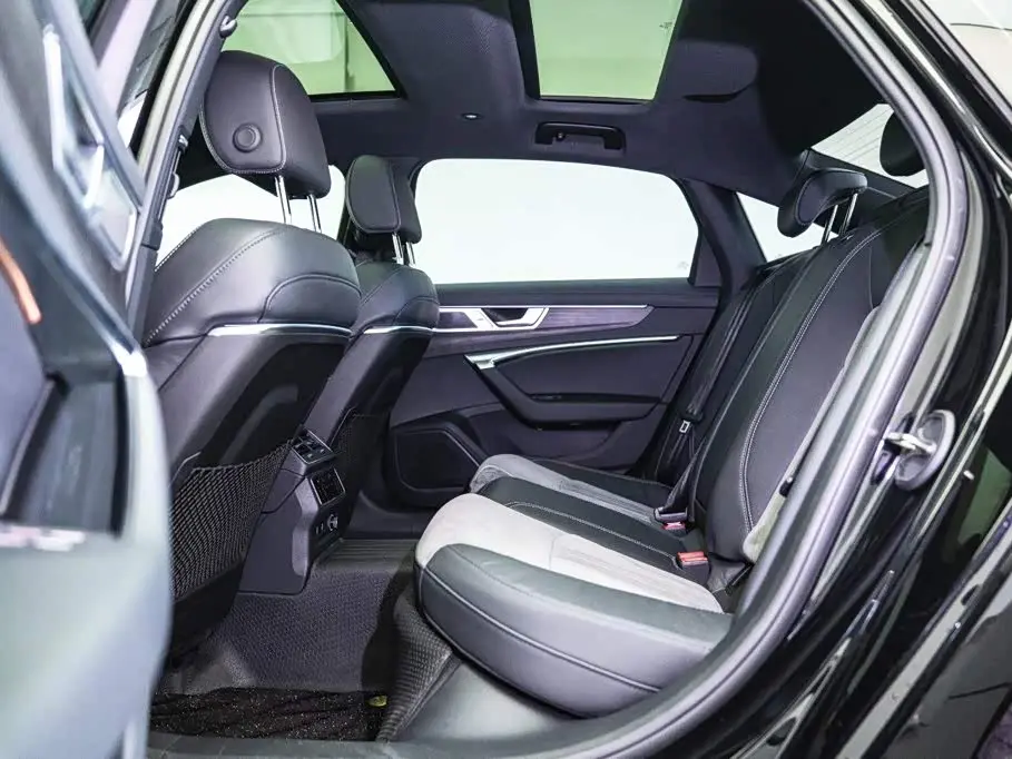 Audi A6L 2024 — Photo 18/20