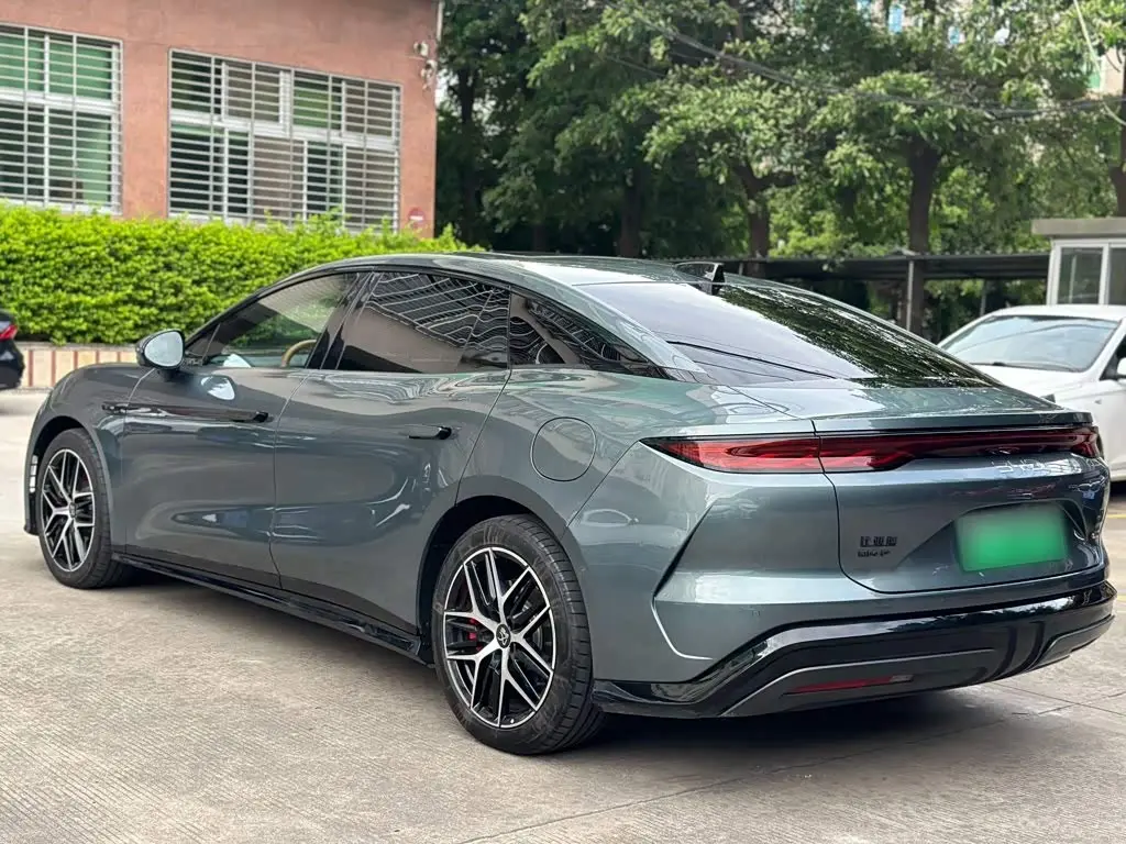 BYD Han L 2025 — Photo 5/20
