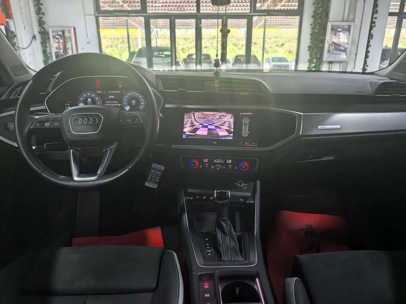 Audi Q3 2023 — Photo 6/12
