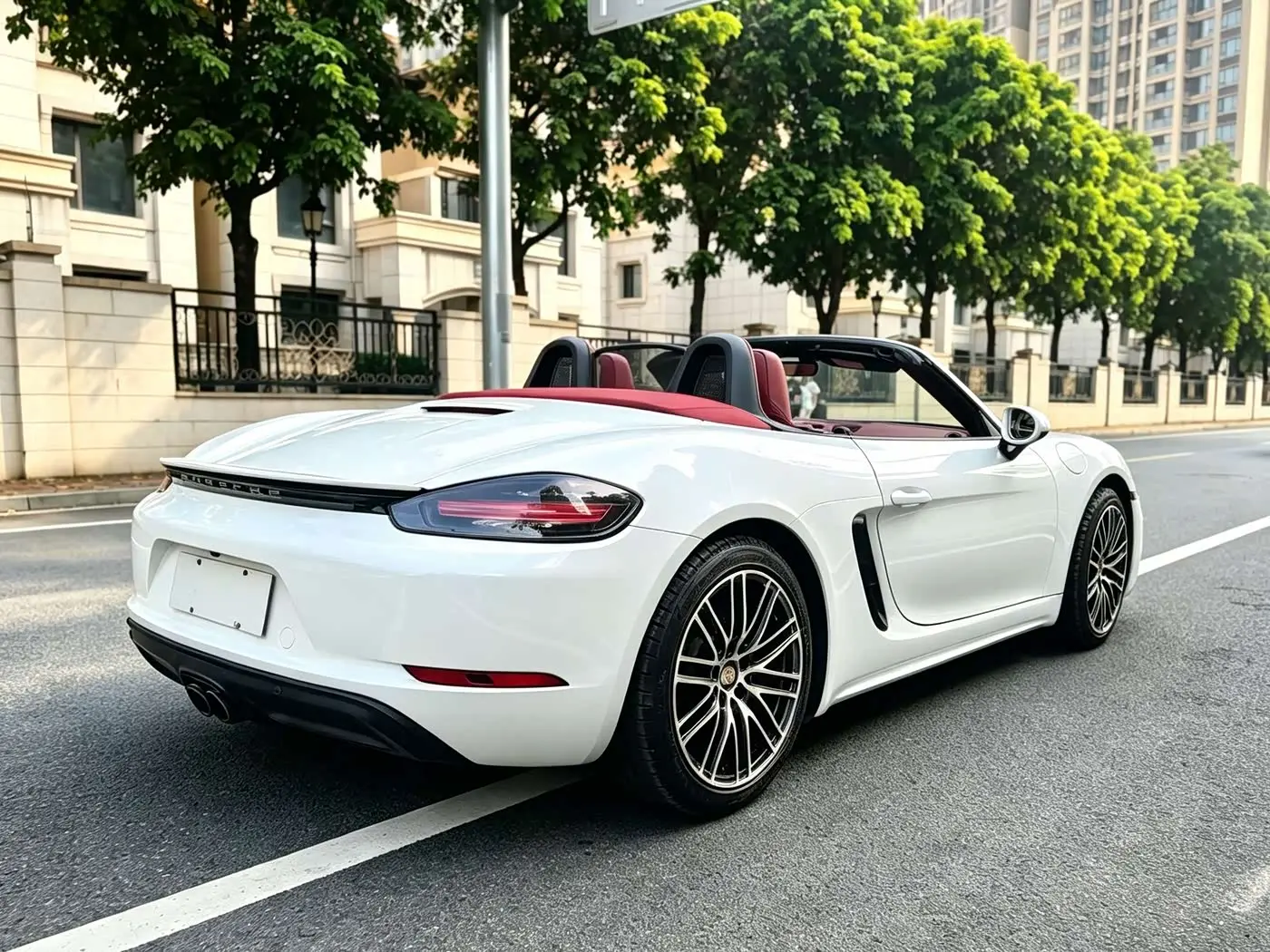 Porsche 718 2018 — Photo 7/16