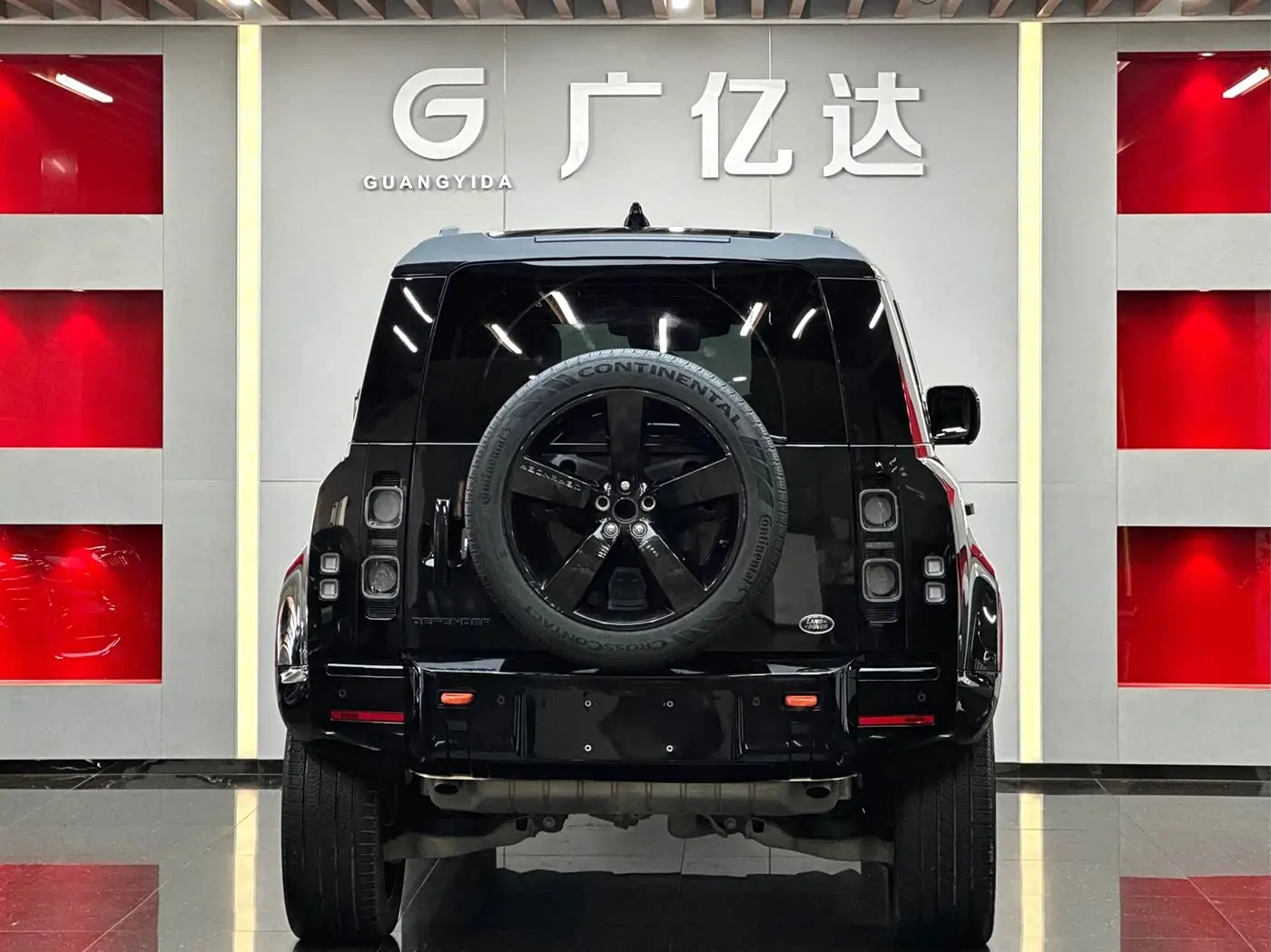 Land Rover Defender 2023 — Şəkil 19/20