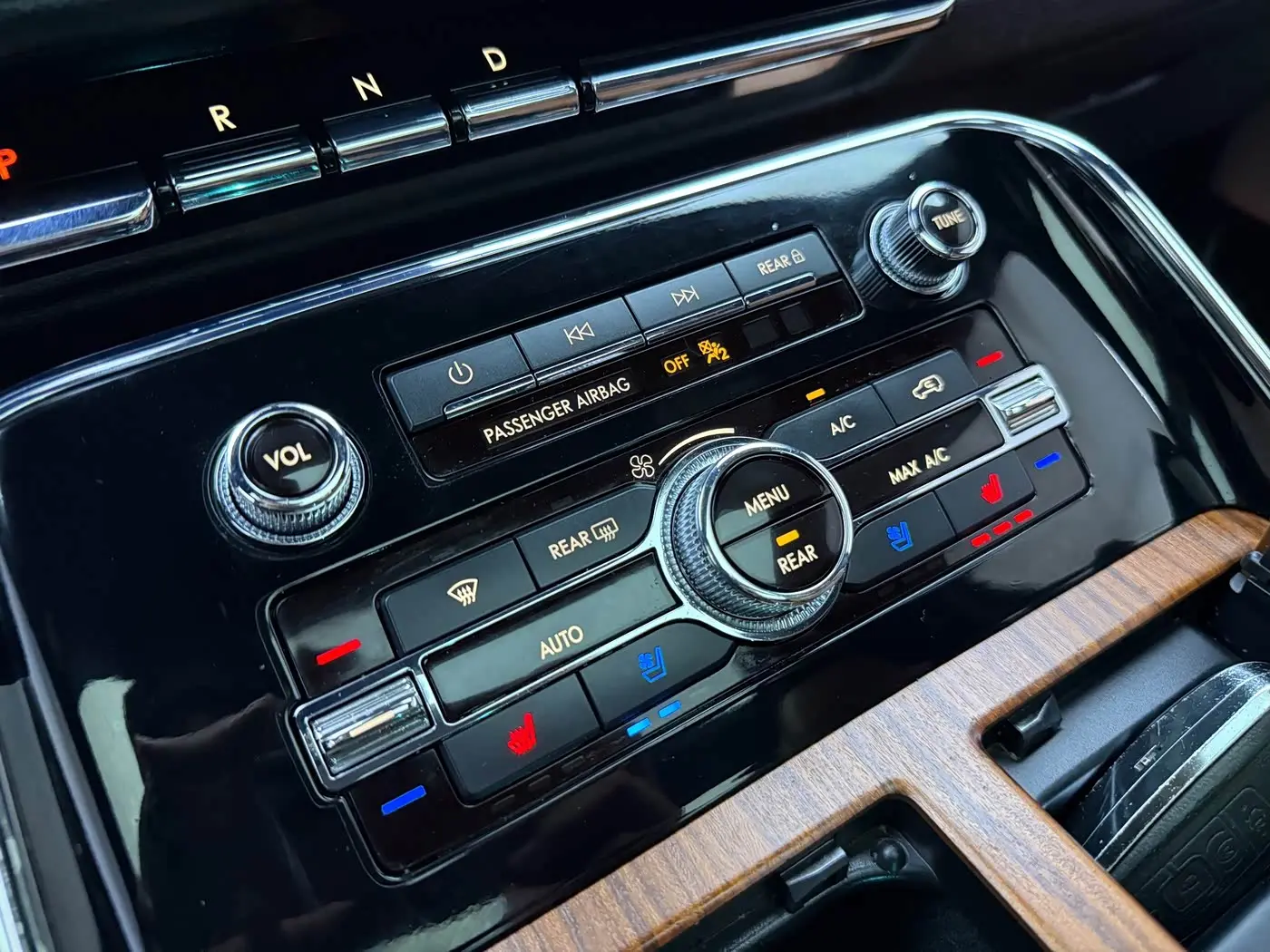Lincoln Navigator 2020 — Фото 10/20
