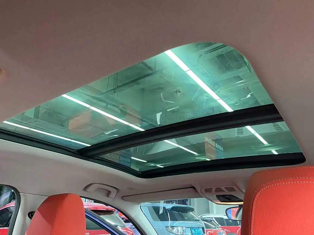 BMW X2 2020 — Photo 6/15