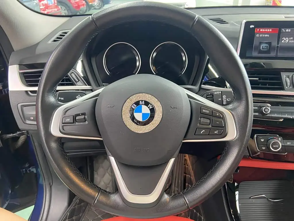 BMW X2 2020 — Photo 10/15