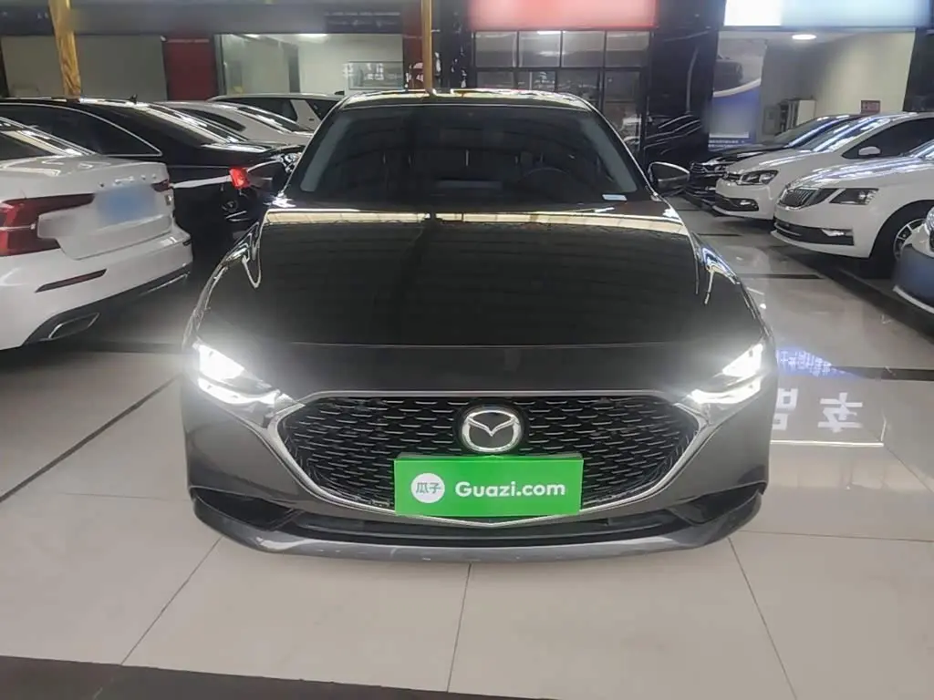 Mazda Mazda3 Axela 2024 — Photo 3/20