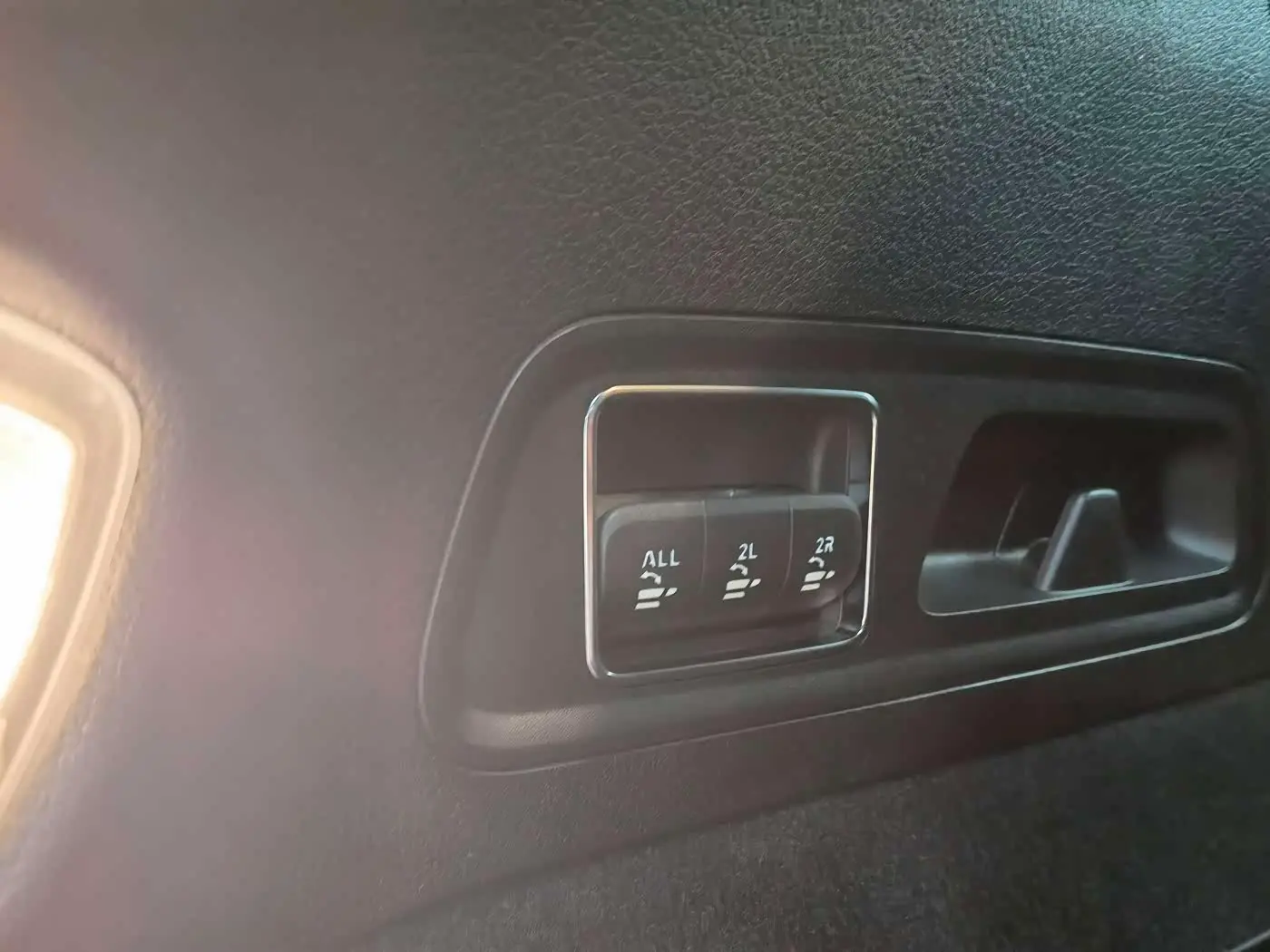 Mercedes-Benz GLS 2022 — Фото 17/20