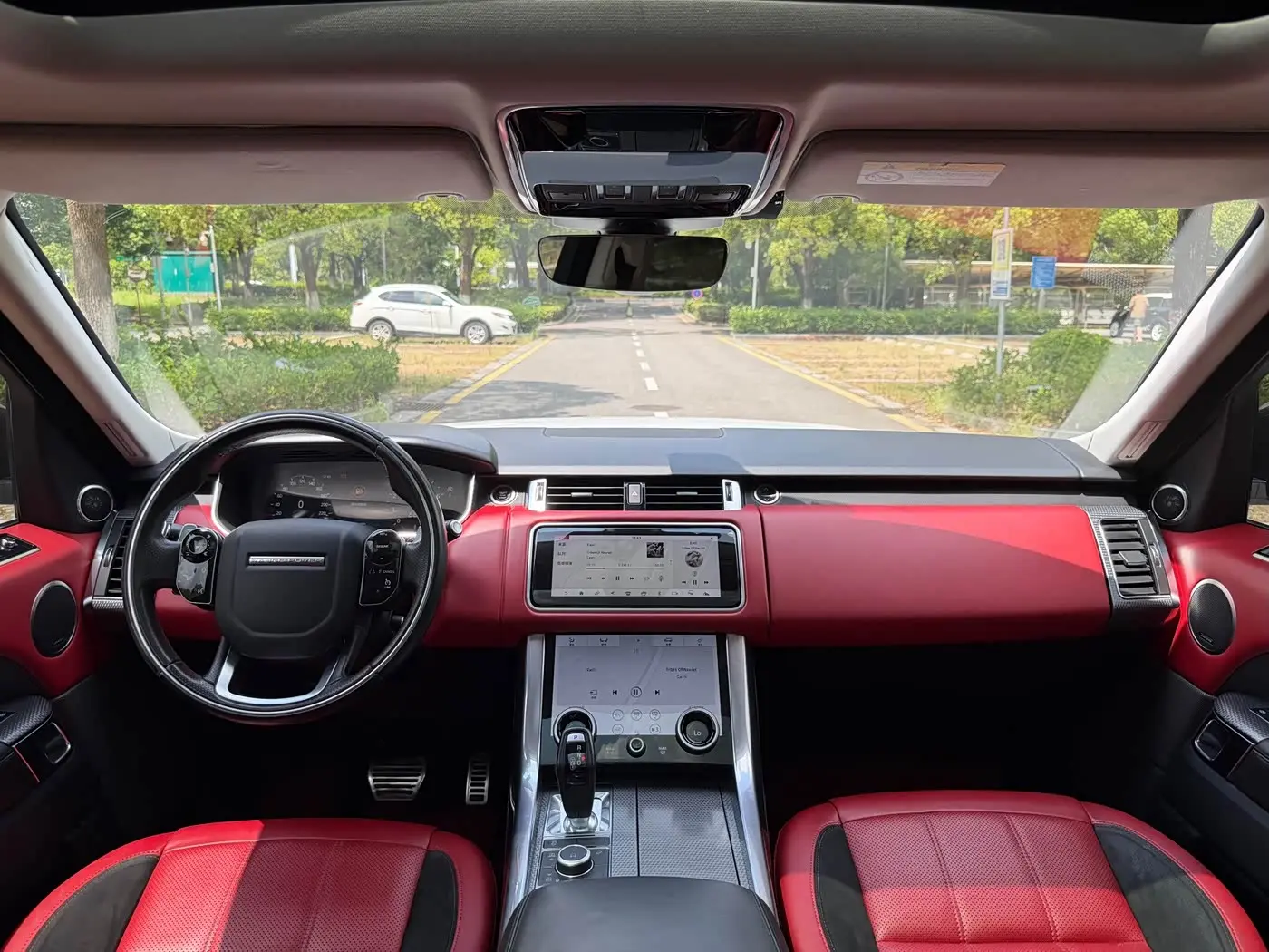 Land Rover Range Rover Sport 2019 — ფოტო 7/20