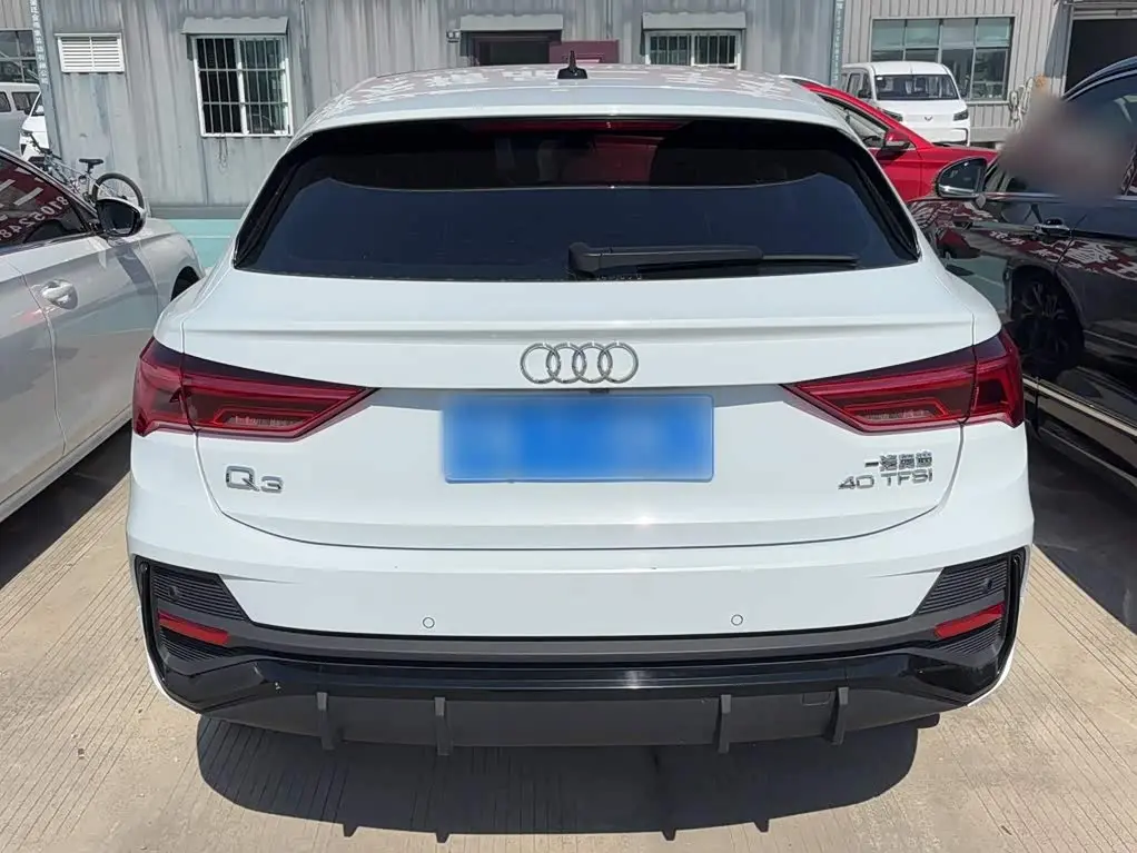 Audi Q3 Sportback 2023 — Photo 4/20