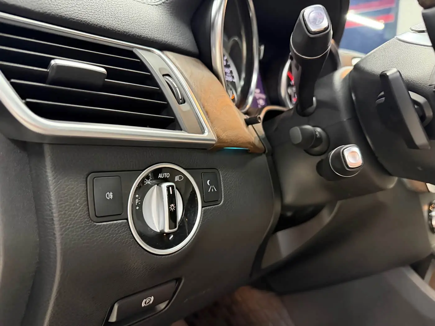Mercedes-Benz GL-Class 2013 — Photo 19/20