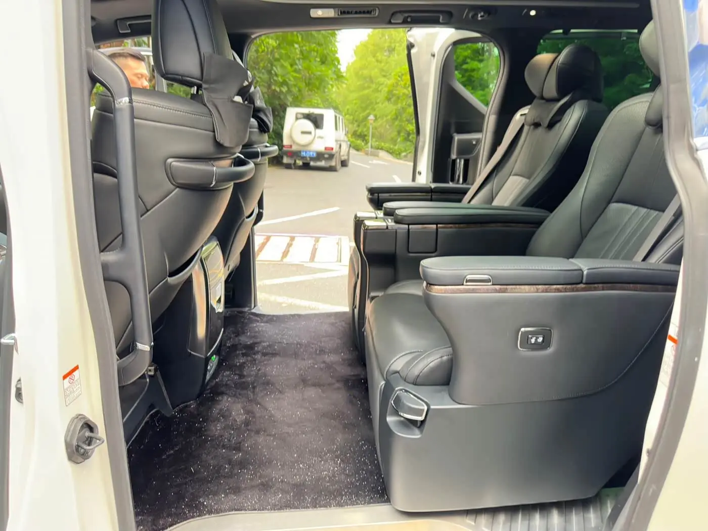 Toyota Vellfire 2021 — Photo 11/18