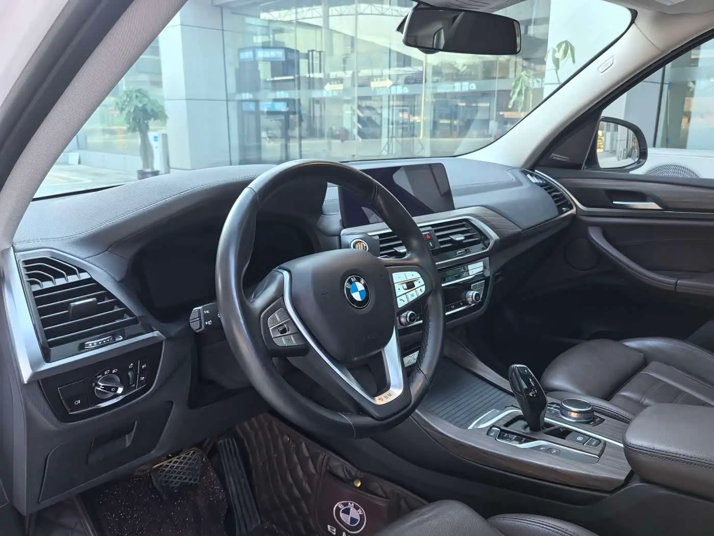BMW X3 2020 — Фото 10/20