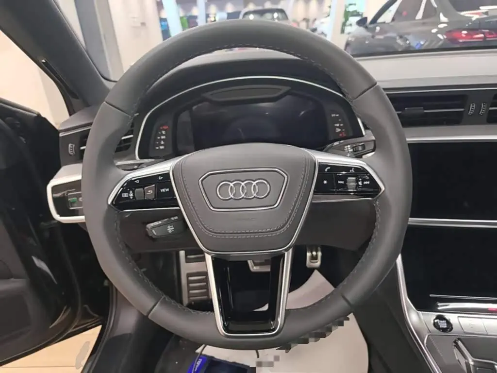 Audi A6L 2025 — Фото 17/20