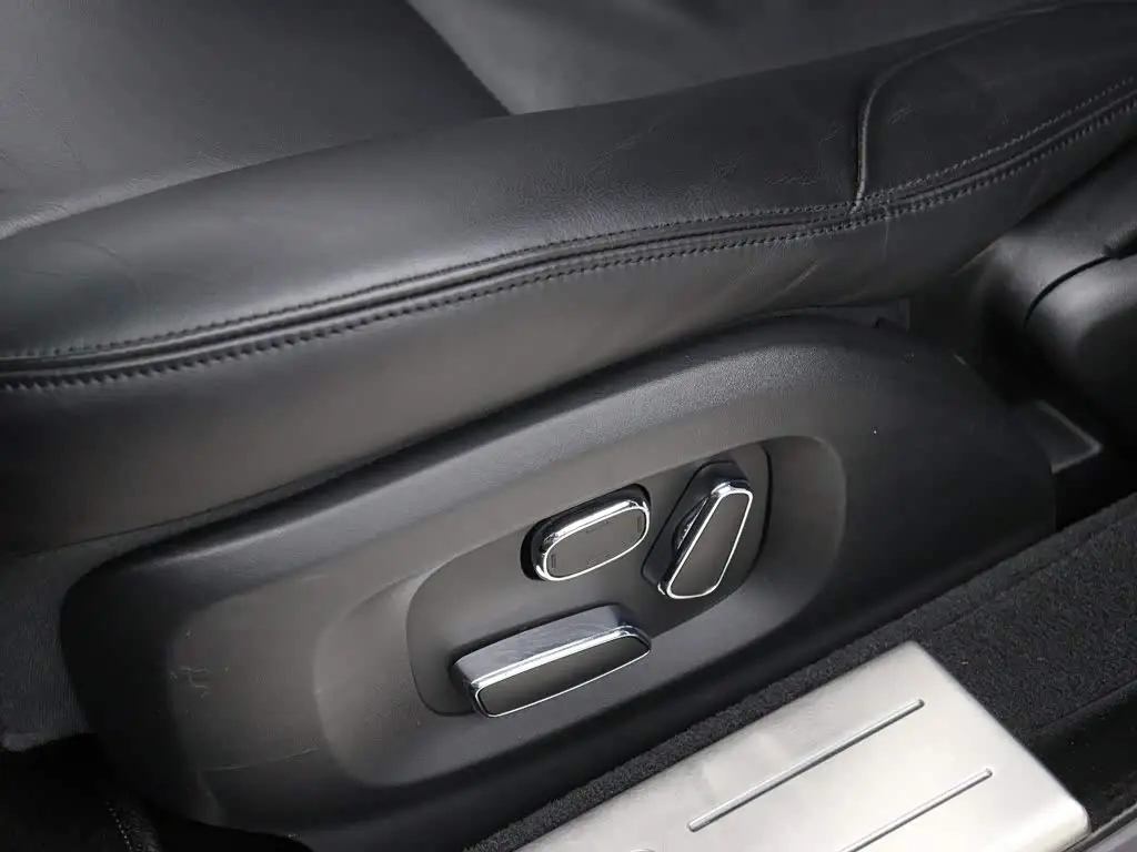 Jaguar XJ 2014 — Photo 4/20