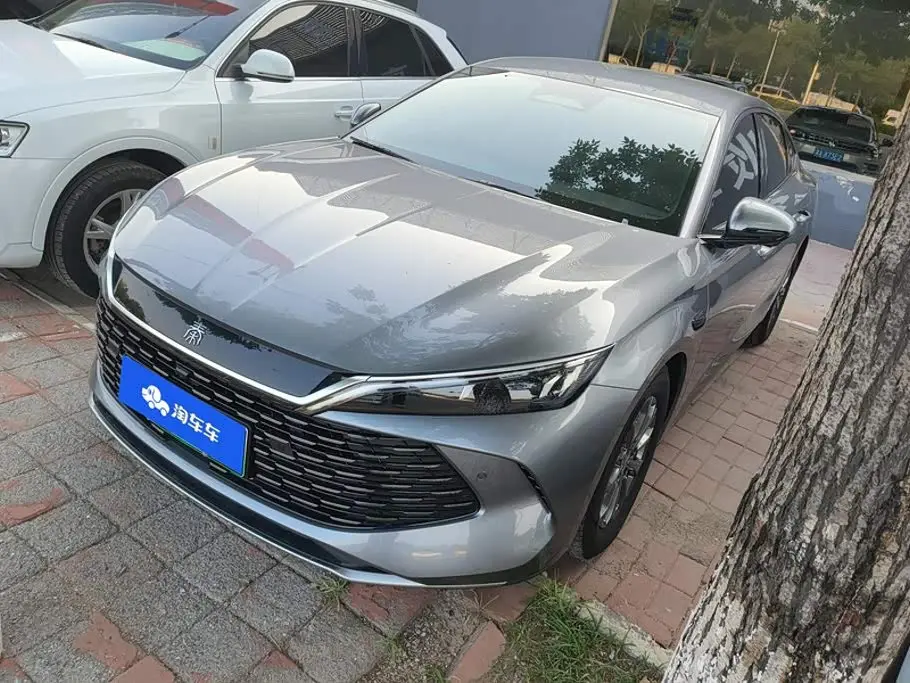 BYD Qin L 2025 — Фото 1/16