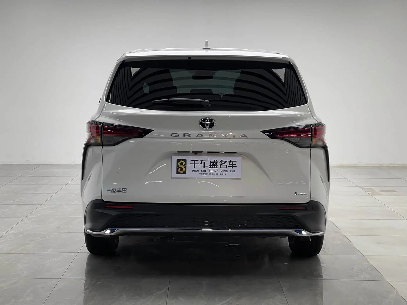 Toyota Granvia 2025 — Photo 5/20