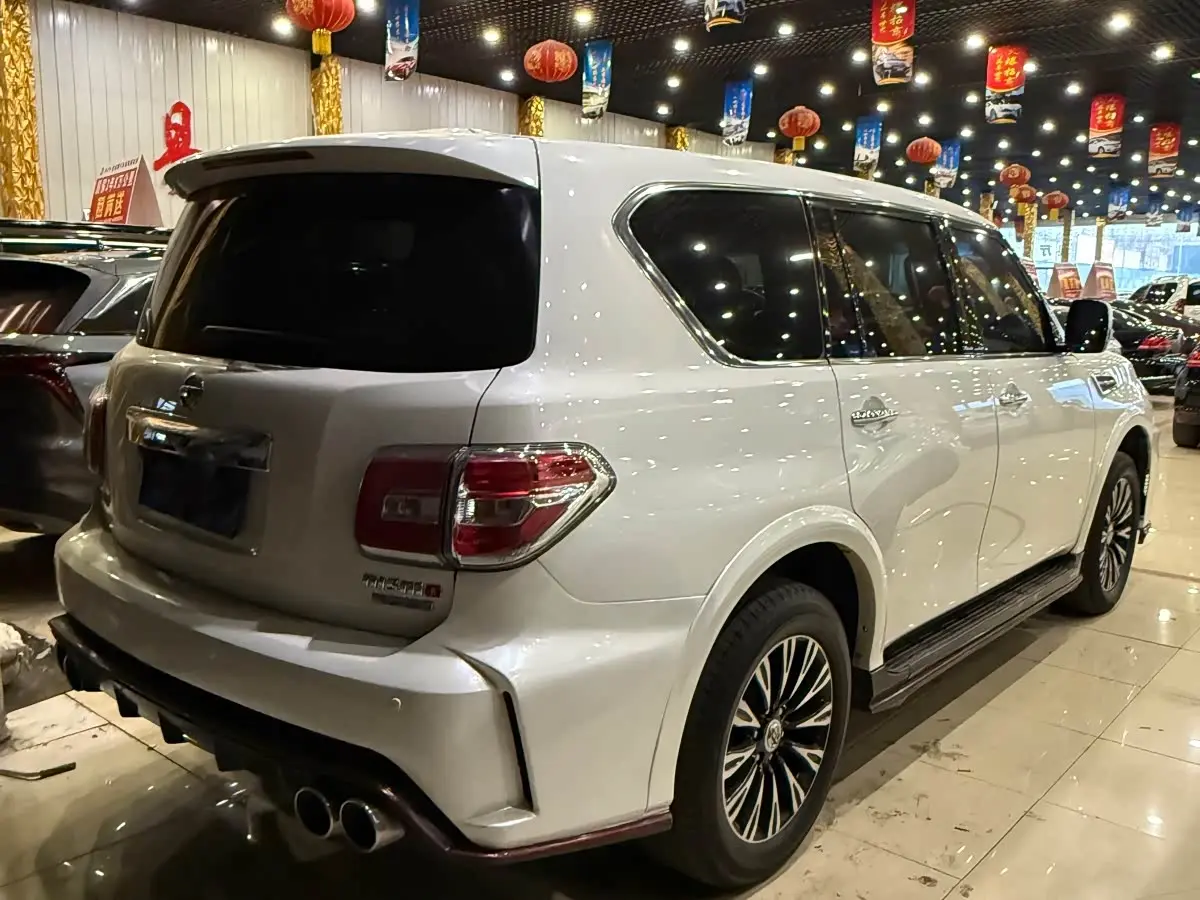 Nissan Patrol 2017 — ფოტო 7/20